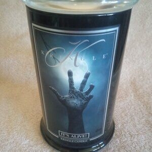KRINGLE CANDLE Halloween It's Alive 2 Wick Jar Candle FS 22 oz New Retired